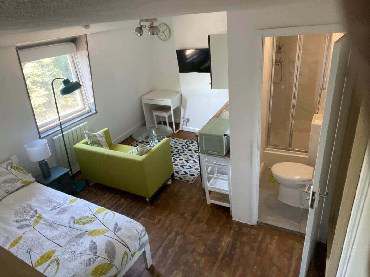 Accommodation Hub Studio 3 Лондон Екстериор снимка