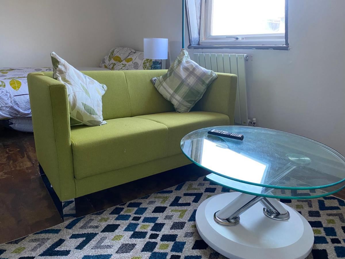 Accommodation Hub Studio 3 Лондон Екстериор снимка