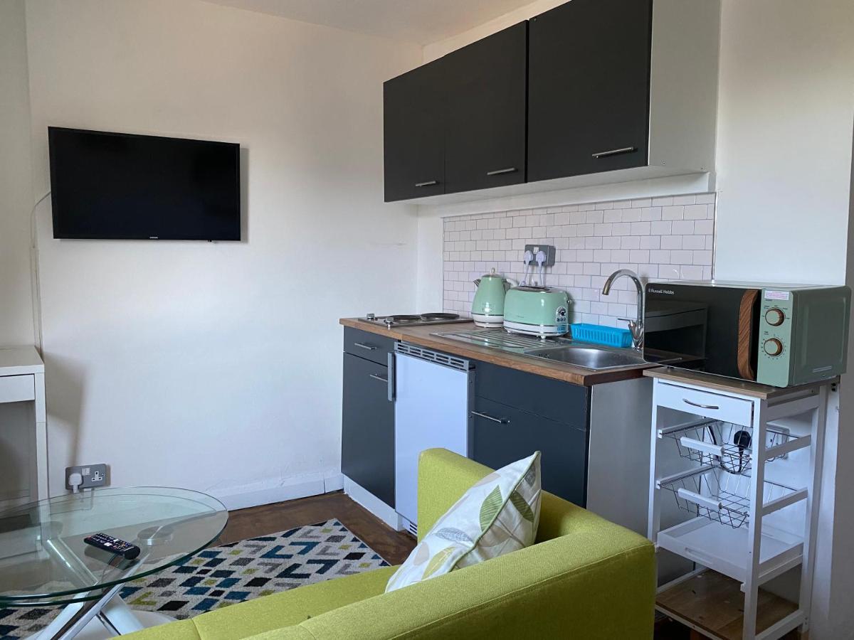 Accommodation Hub Studio 3 Лондон Екстериор снимка